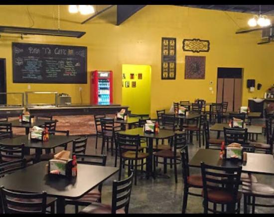 Papa T's Cafe