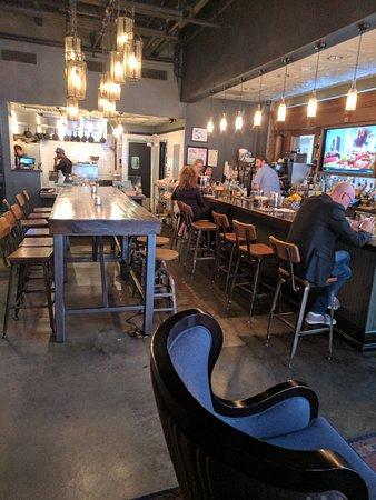 Q&C Hotel/Bar
