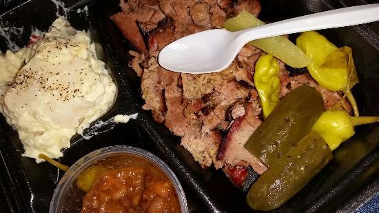 Hot Rod Bar B Que